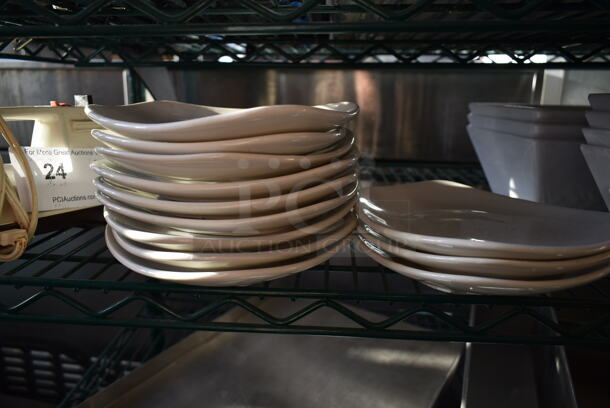 12 White Ceramic Plates. 12 Times Your Bid! - Image 3 of 3