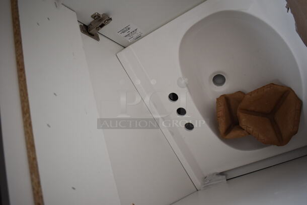 BRAND NEW SCRATCH AND DENT! Wood Pattern Cabinet and Sink. 18x16x33 - Image 4 of 5