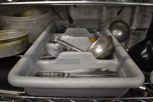 ALL ONE MONEY! Tier Lot of Various Items Including Metal Baking Pans, Utensils and Plates - Image 4 of 6