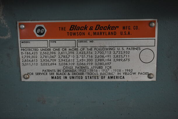 Black & Decker R 1450 Radial Arm Saw on Stand. Tested and Working! - Image 8 of 10