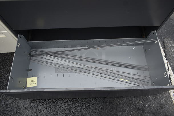 Gray Metal 2 Drawer Filing Cabinet. - Image 3 of 3