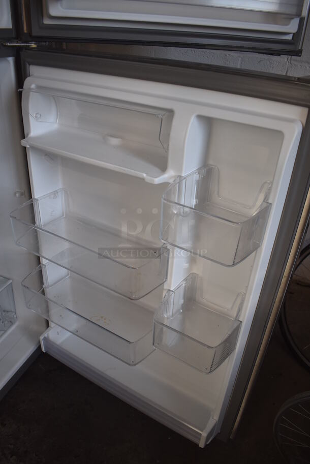 Whirlpool WRT519SZDM02 Metal Cooler Freezer Combo Unit. 115 Volts, 1 Phase. 30x32x67. Tested and Powers On But Does Not Get Cold - Image 7 of 9