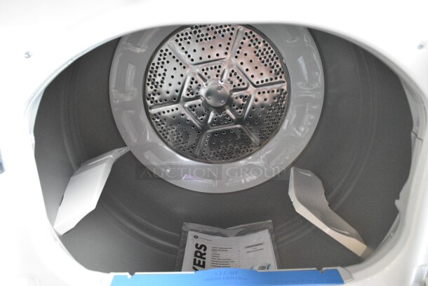 BRAND NEW SCRATCH AND DENT! General Electric GE VTD56EASVOWB 7.4 cu. ft. Front Load Electric Commercial Dryer - Free Use / App Payment / Coin Compatible. 120/208-240 Volts, 1 Phase. - Image 5 of 7