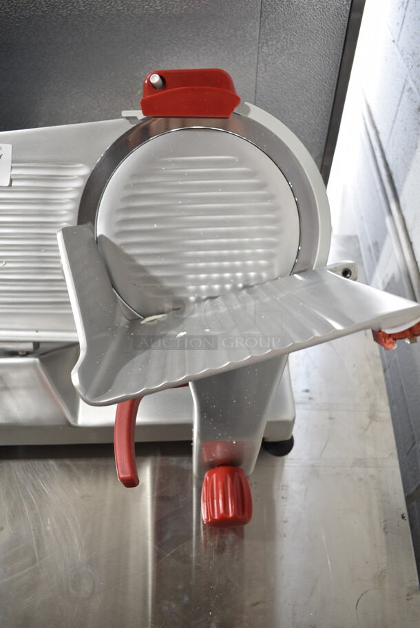 BRAND NEW SCRATCH AND DENT! 2024 Berkel B12-SLC Stainless Steel Commercial Countertop Meat Slicer w/ Blade Sharpener. 115 Volts, 1 Phase. Tested and Working! - Image 5 of 8