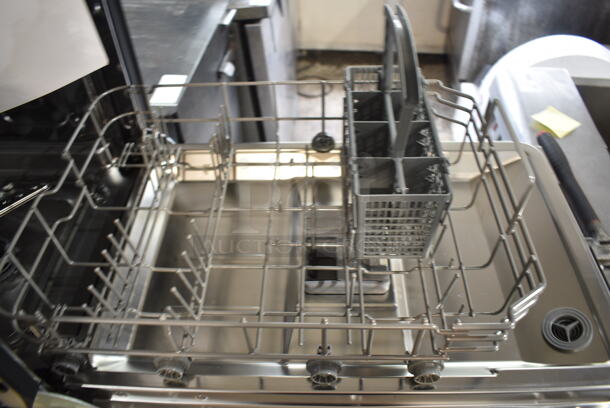 BRAND NEW SCRATCH AND DENT! Honeywell HDS18SS Stainless Steel Undercounter Dishwasher. 120 Volts, 1 Phase. - Image 8 of 12