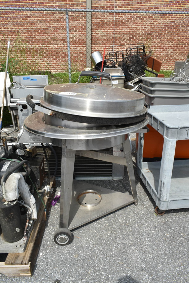603 Metal Propane Gas Powered Evo Professional Flattop Grill. 48,000 BTU. - Image 1 of 2