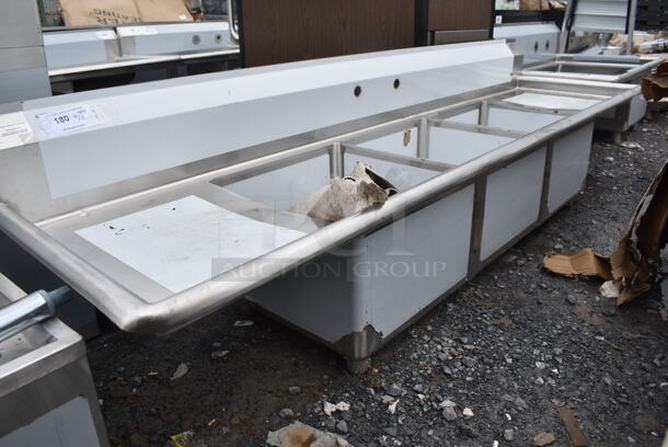 BRAND NEW SCRATCH AND DENT! Steelton 522CS31818LR 90" 18-Gauge Stainless Steel Three Compartment Commercial Sink with 2 Drainboards - 18" x 18" x 12" Bowls - Image 3 of 10