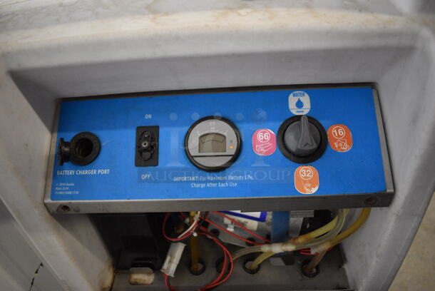Ecolab Portable Cleaning Station w/ Vacuum on Commercial Casters. 25x27x43 - Image 6 of 7