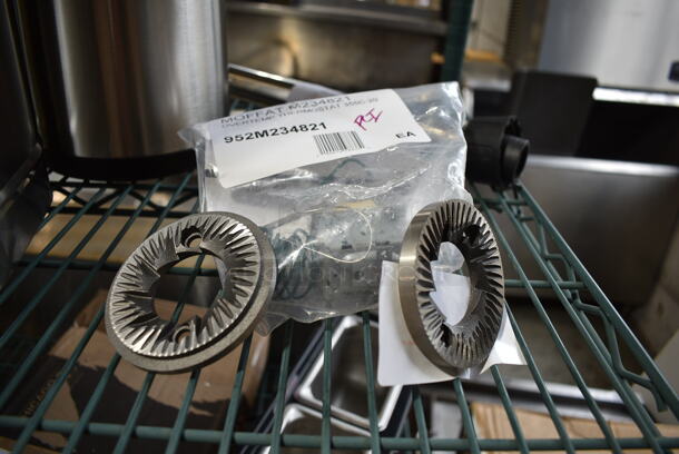 BRAND NEW SCRATCH AND DENT! 952M234821 Moffat M234821 Overtemp Thermostat 355c-20 and Burrs - Image 2 of 5