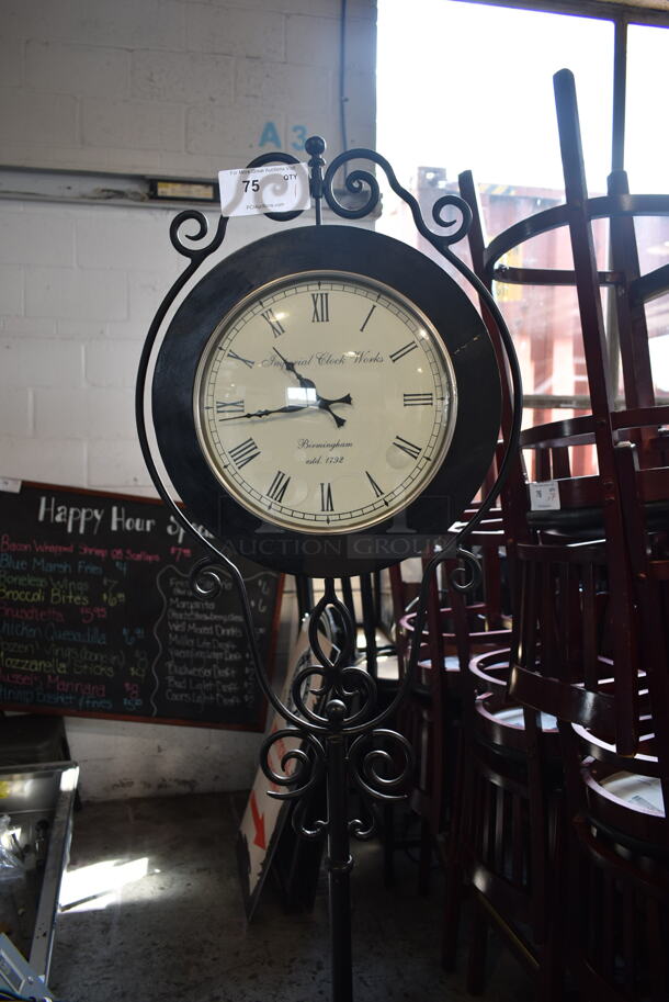 Metal Floor Style Clock. - Image 3 of 7