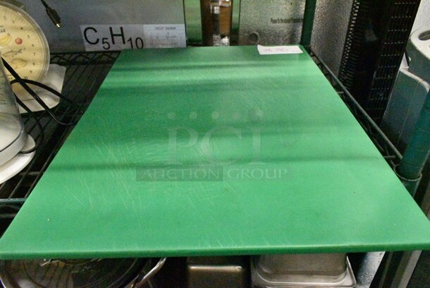 ALL ONE MONEY! Lot of 4 Commercial Casters and 1 Green Cutting Board.  - Image 4 of 4