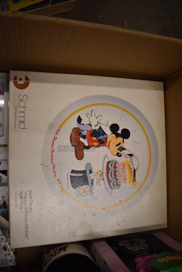 ALL ONE MONEY! Lot of Various Disney Related Items Including Month Baby Blanket, Mickey Plate, Mickey Mug, Villainous Board Game and Lego Duplo Minnie Mouse! - Image 5 of 9