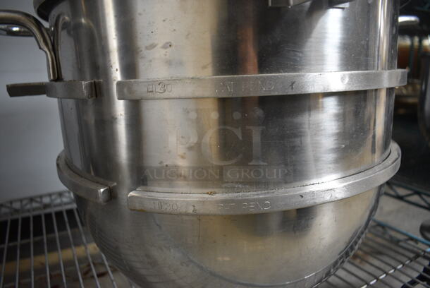 Hobart HL30 Stainless Steel Commercial 30 Quart Mixing Bowl. 19.5x15.5x13.5 - Image 4 of 7