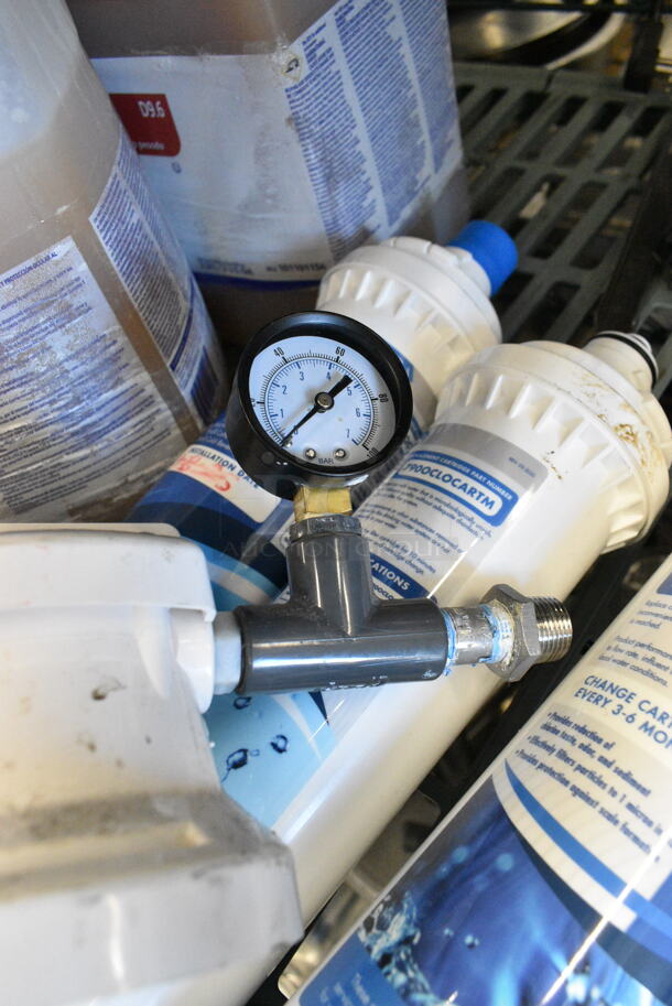 ALL ONE MONEY! Lot of 2 Water Filter Heads and 3 C Pure Water Filter Cartridges.  - Image 4 of 8