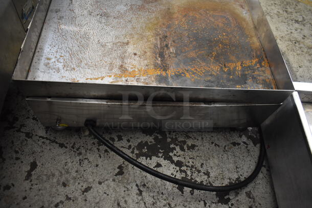 Stainless Steel Commercial Countertop Electric Powered Flat Top Griddle. 115 Volts, 1 Phase. - Image 5 of 5