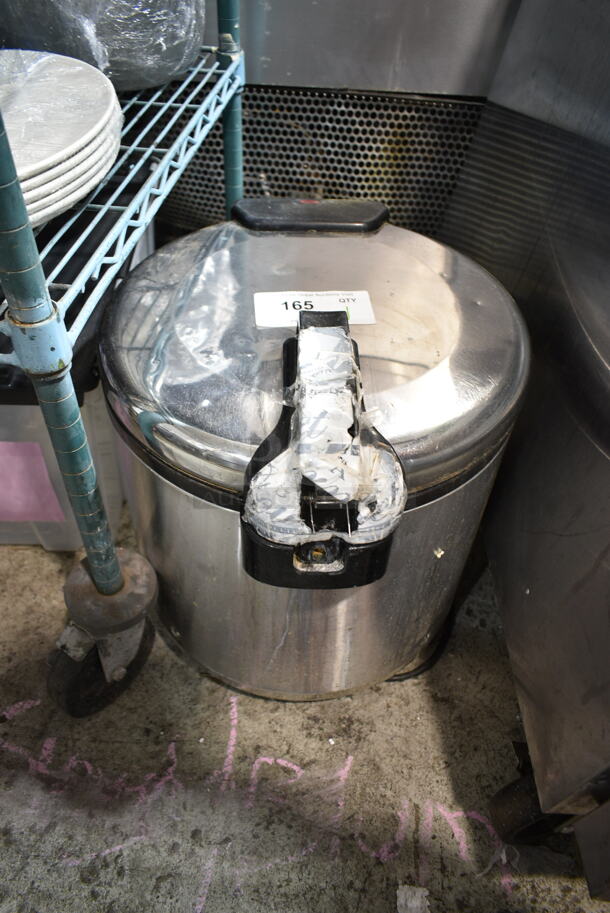 Winco RW-S450 Stainless Steel Countertop Rice Cooker. 110 Volts, 1 Phase. Tested and Working! - Image 1 of 4