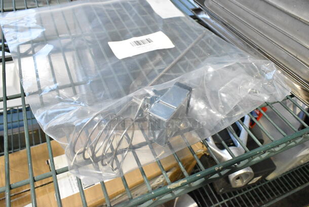 4 BRAND NEW SCRATCH AND DENT! Items Including HP0049998300 Vulcan 00-499983-000G1 Thermostat, 901498025 Vulcan 00-498025 Valve, Baso Pilot Safety, HP00960564 Vulcan 00-960564 Element,120V 1500W, HP00810071 Vulcan 00-810071 Thermostat. 4 Times Your Bid!  - Image 9 of 10