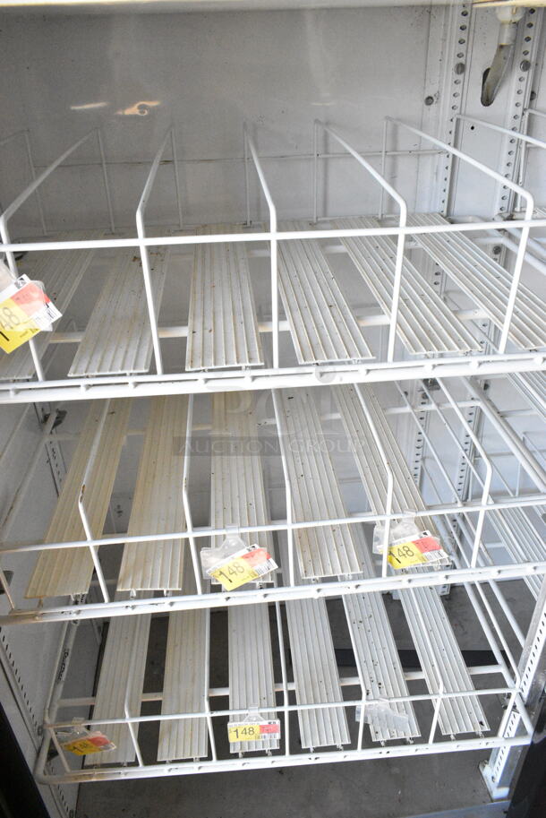 True GDM-41SL-54-LD ENERGY STAR Metal Commercial 2 Door Reach In Cooler Merchandiser w/ Poly Coated Racks. 115 Volts, 1 Phase. Tested and Working! - Image 2 of 4