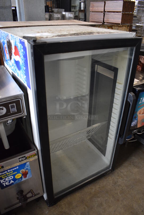 QBD Model 349540 Metal Commercial Mini Cooler Merchandiser. 115 Volts, 1 Phase. 21.5x25x39. Tested and Working! - Image 5 of 5