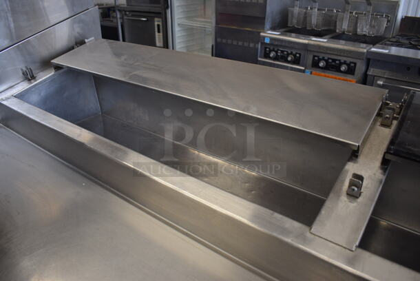 Randell Stainless Steel Commercial Pizza Prep Table w/ 4 Drawers and 1 Door on Commercial Casters. 89x34x44. Tested and Working! - Image 4 of 7