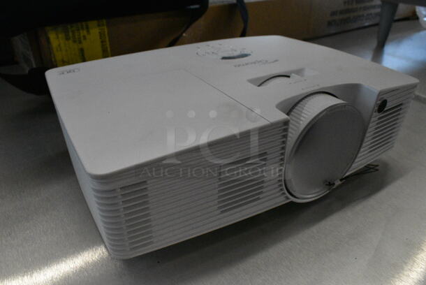 Optoma DLP Projection Display in Case. 100-240 Volts, 1 Phase.  - Image 2 of 9