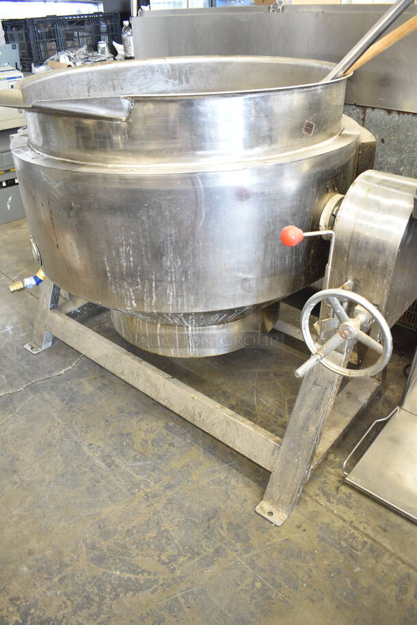 GLRQ-2 Stainless Steel Commercial Natural Gas Powered Floor Style Tilting Kettle Steam Kettle. Kettle Is Electric and Gas Powered. Kettle Is 32x32x20. 200 Volts. - Image 2 of 9