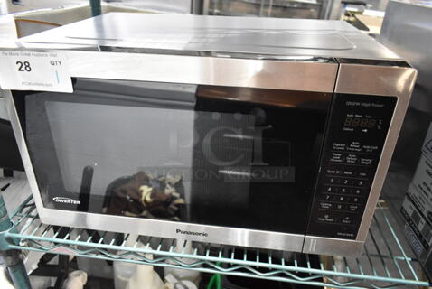 Panasonic NN-SC668S Metal Countertop Microwave Oven w/ Plate. 120 Volts, 1 Phase. 