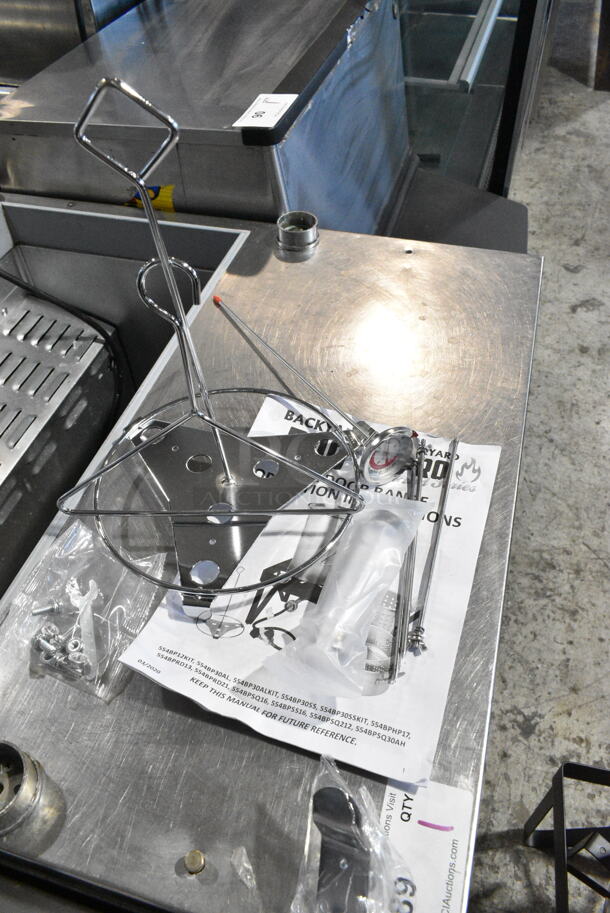 BRAND NEW SCRATCH AND DENT! Backyard Pro BP30-ALKIT 30 Qt. Deluxe Aluminum Turkey Fryer / Seafood Boiler Kit - 55,000 BTU - Image 6 of 9