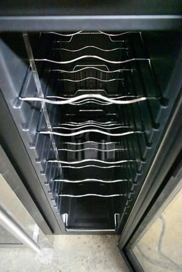 Nutrichef PKCWC24 Metal Wine Chiller Merchandiser. 115 Volts, 1 Phase. Tested and Working! - Image 5 of 8