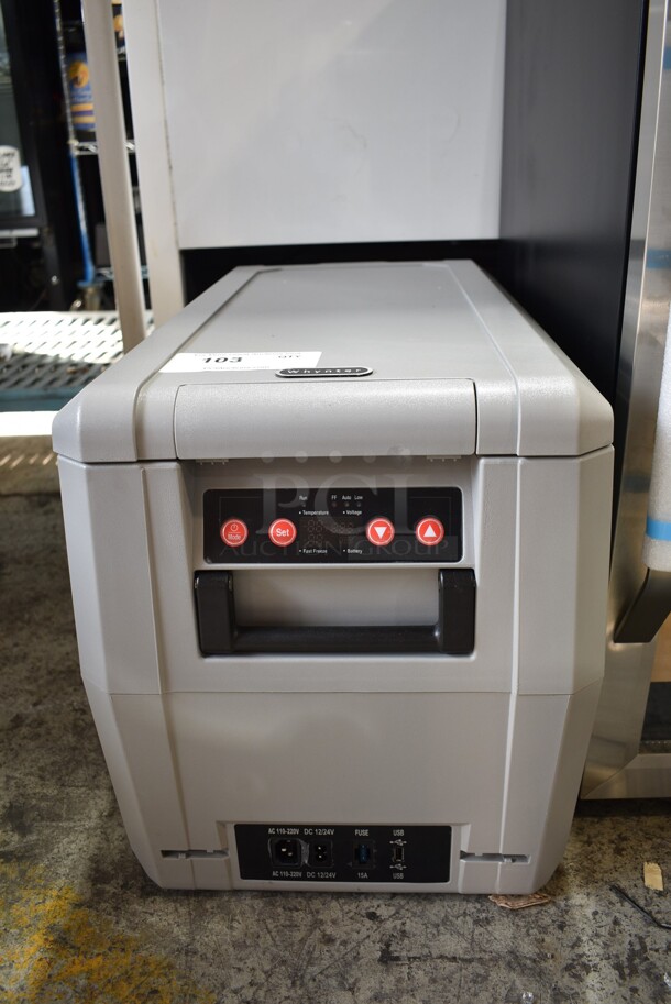 BRAND NEW SCRATCH AND DENT! Whynter FMC-350XP Metal Commercial Countertop 34 Quart Compact Fast Freeze Portable Refrigerator, Real Freezer for Car, Home, Camping, RV-8°F to 50°F. 110-120 Volts, 1 Phase. Tested and Working! - Image 2 of 6