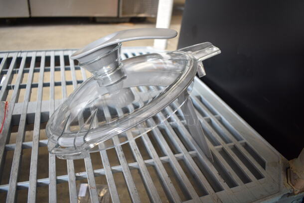 BRAND NEW SCRATCH AND DENT! 64929884 Robot Coupe 29884 Lid W/Blade - Image 2 of 5
