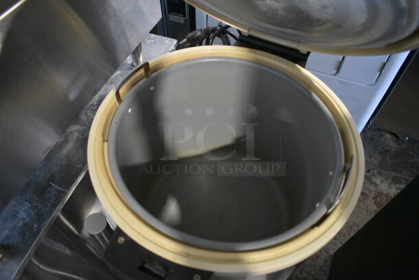 Amko Winco RW-S450 Stainless Steel Commercial Countertop Rice Cooker. 110 Volts, 1 Phase. Goes GREAT w/ Lot 42! 15x18x15. Tested and Working! - Image 3 of 5