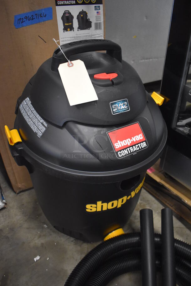 BRAND NEW IN BOX! Shop-Vac 9627106 12 Gallon 5.5 Peak HP Polyethylene Wet / Dry Vacuum with Tool Kit. 17x17x28. Tested and Working! - Image 4 of 7