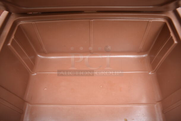 2 Continental SiLite NPC180 Tan Poly Insulated Catering Bin. 2 Times Your Bid! - Image 5 of 6