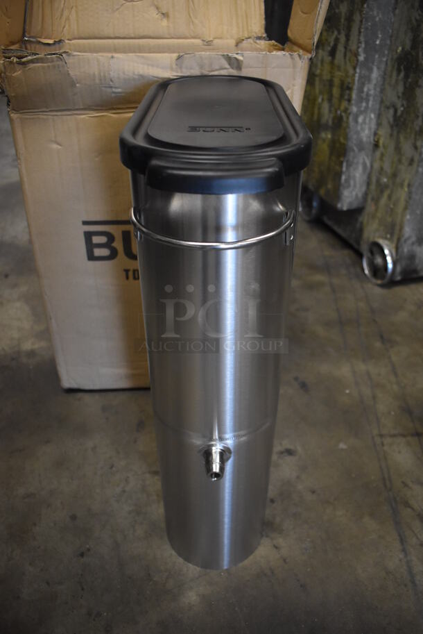 BRAND NEW IN BOX! Bunn Stainless Steel Iced Tea Beverage Holder Dispenser. 6x15x21