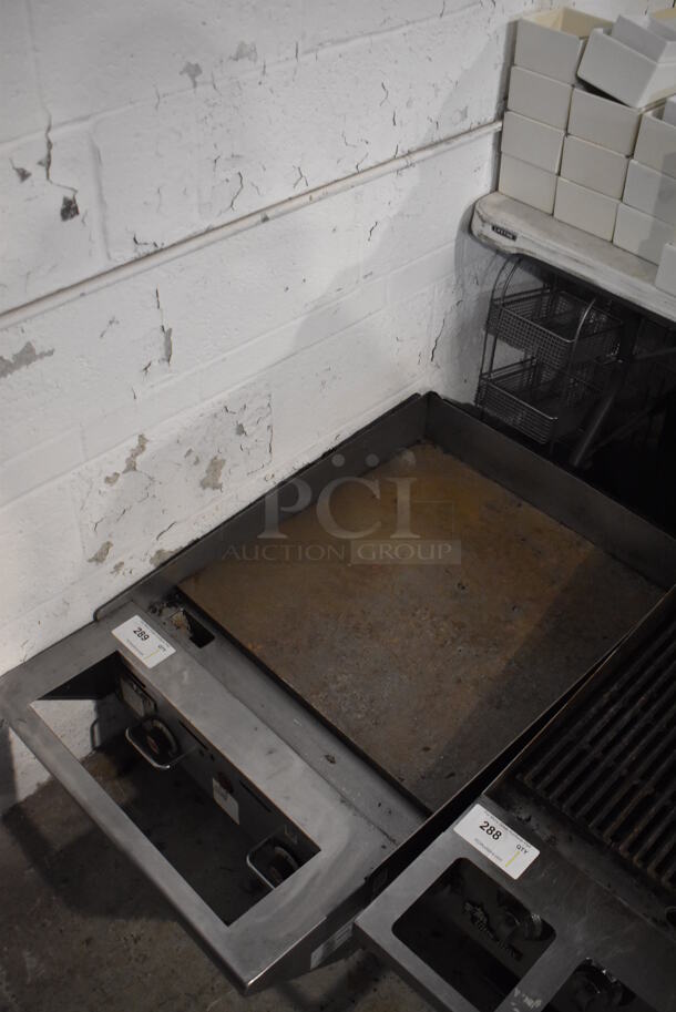Star Ultra Max Stainless Steel Commercial Countertop Natural Gas Powered Charbroiler Grill.  - Image 3 of 4