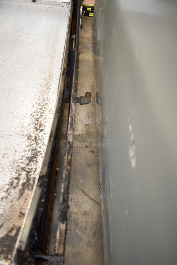 54400547 Stainless Steel Commercial Countertop Natural Gas Powered Flat Top Griddle.  - Image 4 of 7