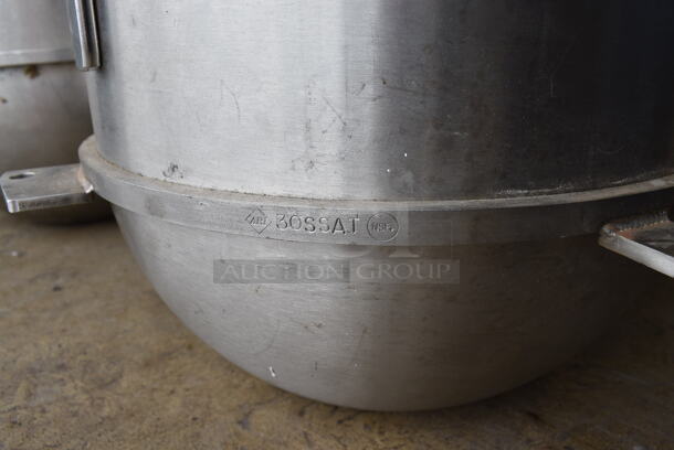 Model 30SSAT Stainless Steel Commercial 30 Quart Mixing Bowl w/ Paddle and Dough Hook Attachments. 20x15.5x13.5 - Image 5 of 5
