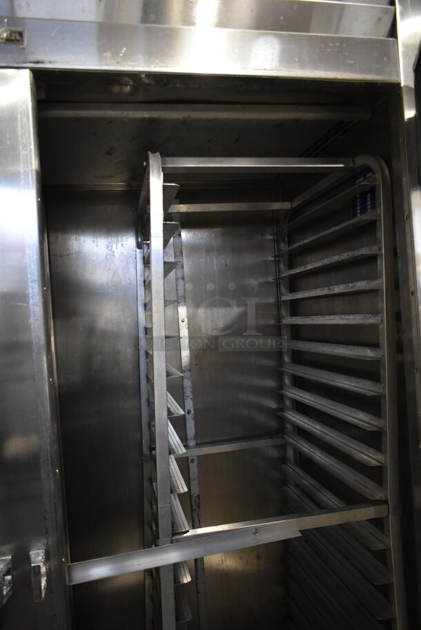 Traulsen RRI 2-23 LUT Stainless Steel Commercial 2 Door Reach In Cooler w/ 2 Metal Pan Racks. 115 Volts, 1 Phase. Tested and Working! - Image 7 of 9