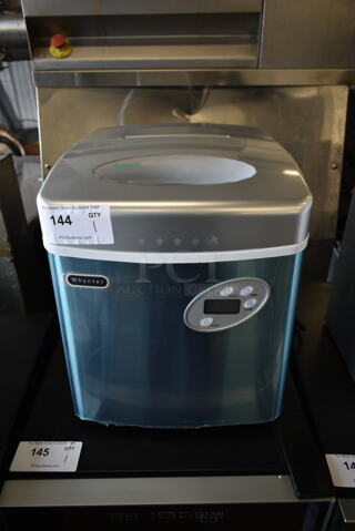 BRAND NEW SCRATCH AND DENT! Whynter IMC-490SS Portable 49lb Freestanding Stainless Steel Ice Maker. 115 Volts, 1 Phase. Tested and Working!