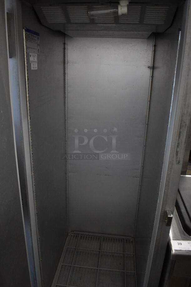 Beverage Air ER24-1AS Stainless Steel Commercial Single Door Reach In Cooler on Commercial Casters. 115 Volts, 1 Phase. 26x33x85. Tested and Working! - Image 6 of 6