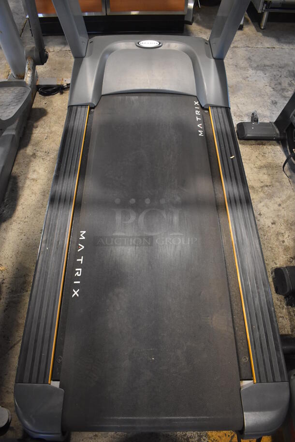 Matrix Metal Commercial Treadmill. 32x82x59. Tested and Working! - Image 3 of 7