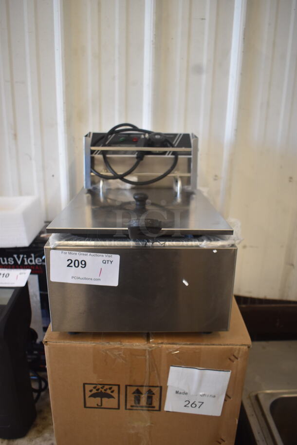 BRAND NEW SCRATCH AND DENT! Boshen 6 Liter Countertop Commercial Deep Fryer. 120 Volt 1 Phase. Tested and Working! - Image 1 of 3
