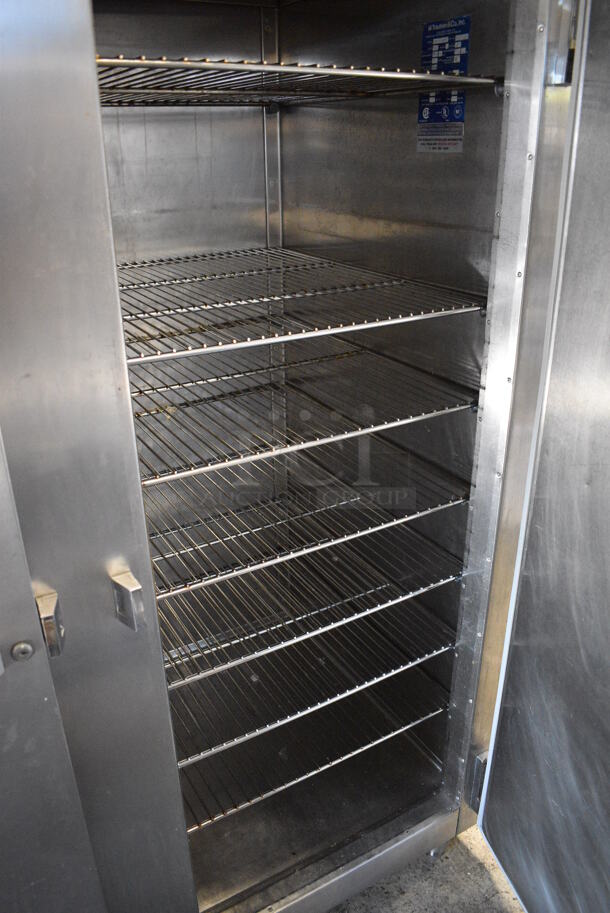 Traulsen Model RHT 2-32 WUT Stainless Steel Commercial 2 Door Reach In Cooler w/ Metal Oven Racks. 115 Volts, 1 Phase. 58x36x83.5. Tested and Working! - Image 5 of 6