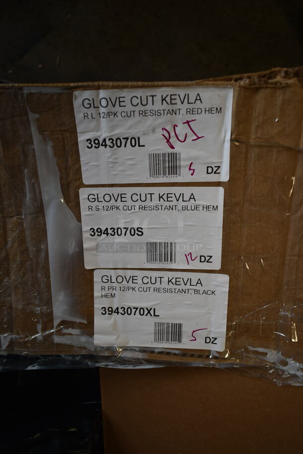 ALL ONE MONEY! Lot of BRAND NEW! 5 Dozen 3943070L Cordova Cut Resistant Glove with Kevlar® - Large - 12/Pack, 12 dozen 3943070S Cordova Cut Resistant Glove with Kevlar® - Small - 12/Pack and 5 Dozen 3943070XL Cordova Cut Resistant Glove with Kevlar® - XL - 12/Pack. - Image 4 of 4