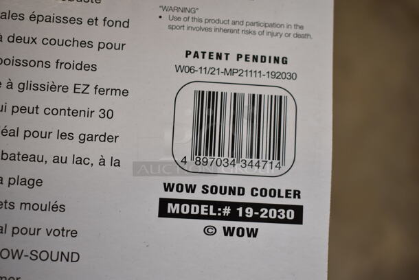 BRAND NEW IN BOX! Wow Sound Floatable 30 Quart Capacity Cooler. - Image 2 of 2