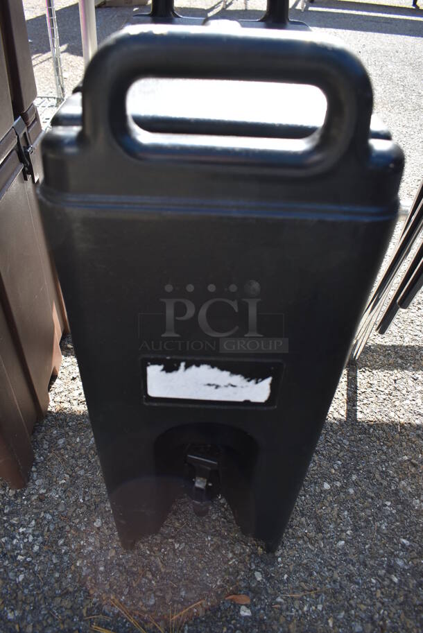 2 Cambro 500LCD Poly Insulated Beverage Holder Dispensers; Tan and Black. 9x16.5x24. 2 Times Your Bid! - Image 7 of 11
