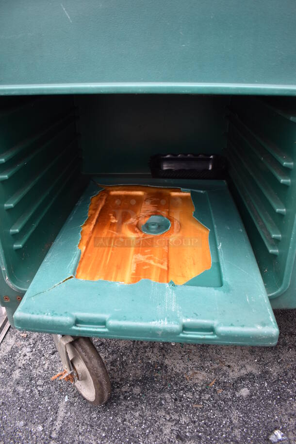 Green Poly Insulated Portable Buffett Station on Commercial Casters. 76x30x52 - Image 11 of 11