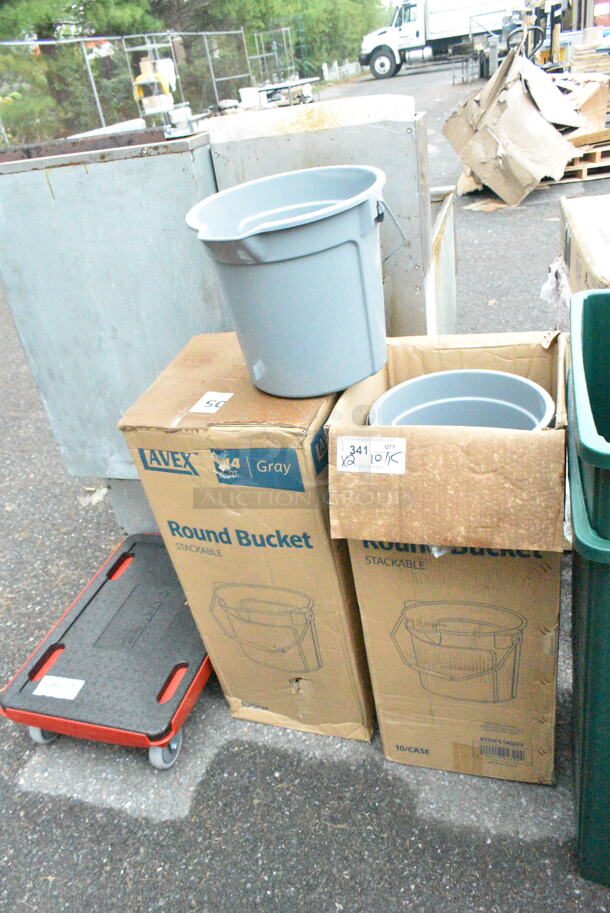 2 Boxes of 10 BRAND NEW SCRATCH AND DENT! Lavex 274PL14QGY 14 Qt. Gray Round Bucket. 2 Times Your Bid!  - Image 2 of 7