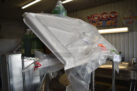 3 BRAND NEW SCRATCH AND DENT! Items; HP4004753 Manitowoc Ice 4004753 Curtain, Water, Vac Form, HP4304643 Manitowoc Ice 4304643 Curtain, Water and HP7603193 Manitowoc Ice 7603193 Water Distribution Assy. 3 Times Your Bid!